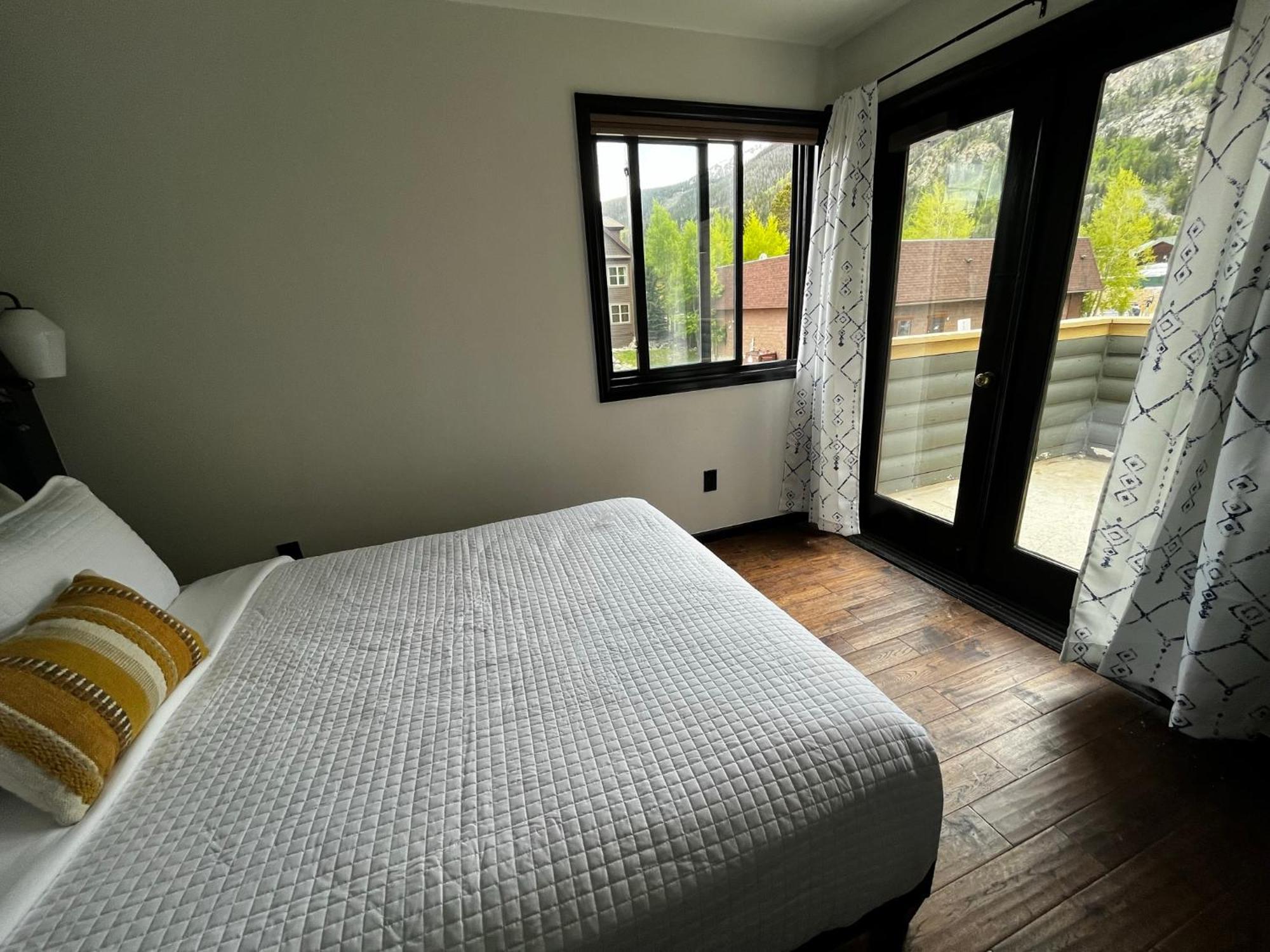 Hotel Фриско Екстериор снимка